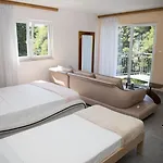 Kovac Riverfront Apartman