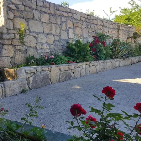Kovac Riverfront موستار