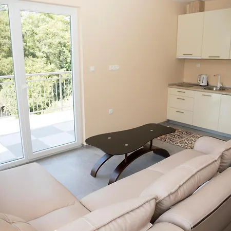 Kovac Riverfront شقة موستار