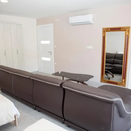 شقة Kovac Riverfront موستار