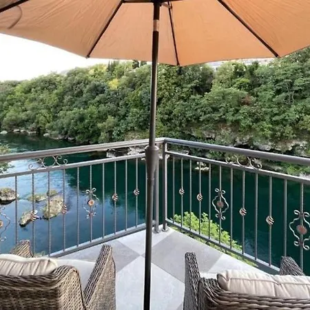 Kovac Riverfront موستار